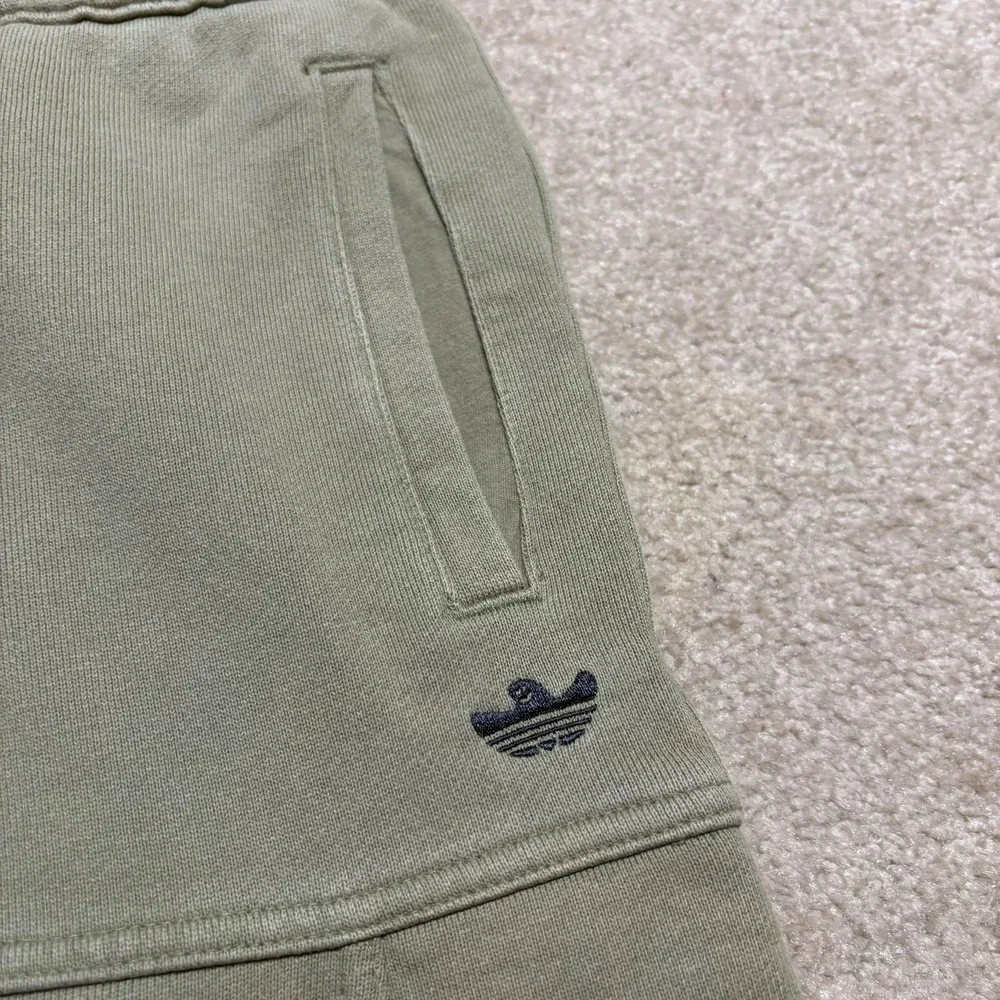 adidas shmoo cargo